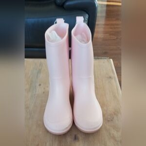 Big Girls/Women Size 5. Rain Boots Cat & Jack